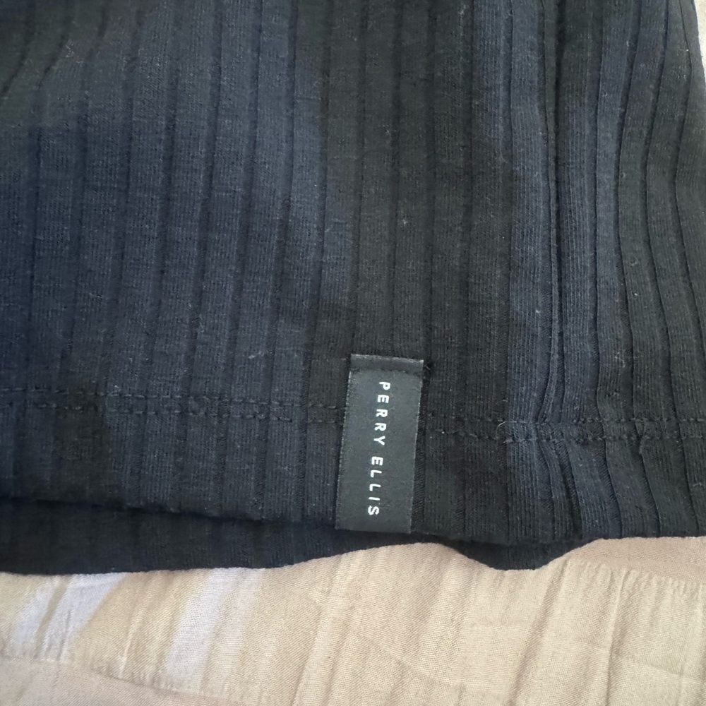 Perry Ellis Ribbed Tee - Picture 5 of 7